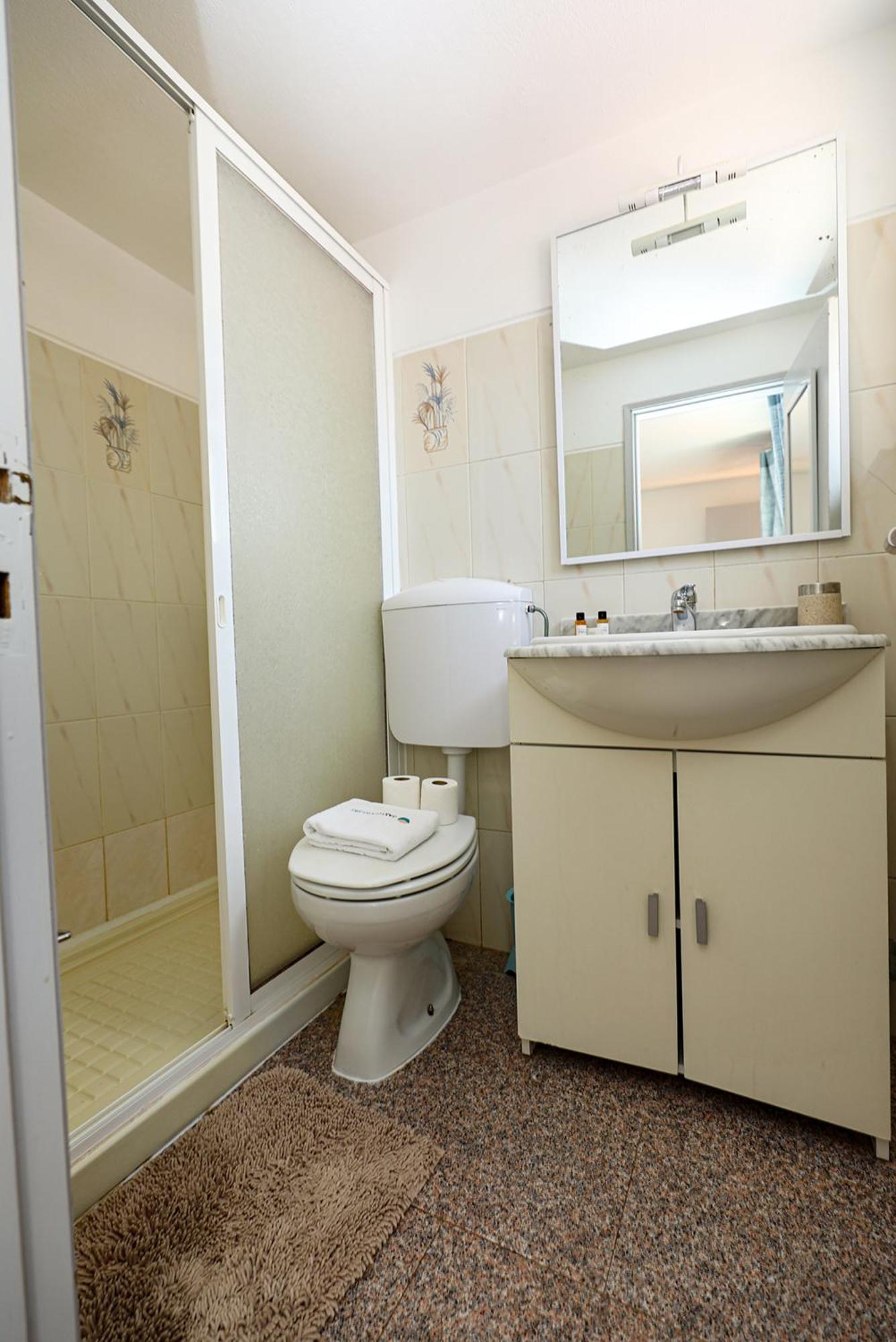 Akisol Apartments In Burgau Budens Szoba fotó